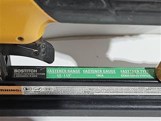 BOSTITCH 18ga Narrow Crown Stapler SX1501